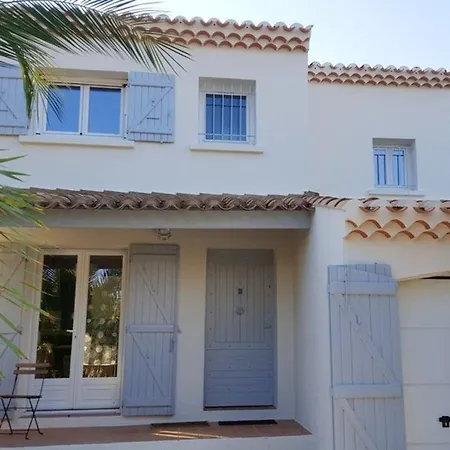 With 4 Bedrooms In Agde, With Private Pool, Enclosed Garden And Agde